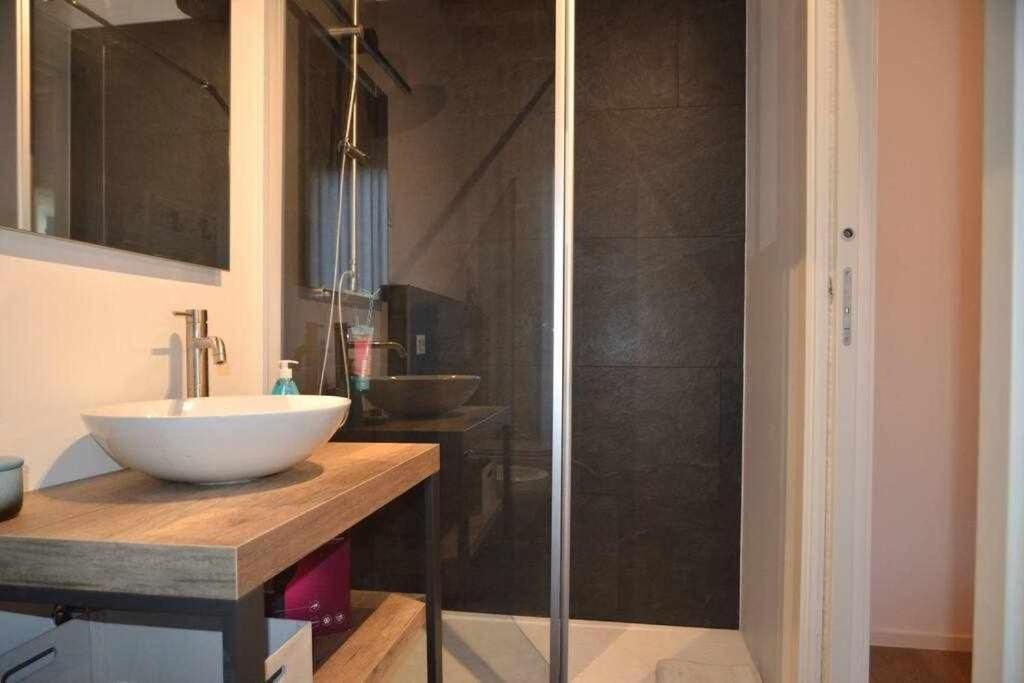 Ca Matta Luxury And Relax Apartment โนอาเล ภายนอก รูปภาพ