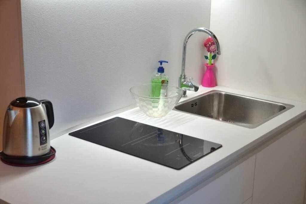 Ca Matta Luxury And Relax Apartment โนอาเล ภายนอก รูปภาพ